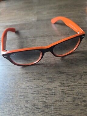 Ray-Ban RB 2132 New Wayfarer Sunglasses